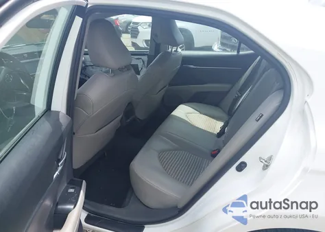 2020 Toyota Camry Se z USA, uszkodzony, nr VIN 4T1G11AK7LU306865